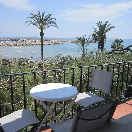 Roc Sant Gaita - Seafront View - Port Aventura * Roda de Bera